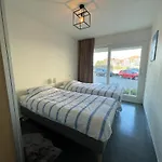 Apartamento In Near Sandy Beaches