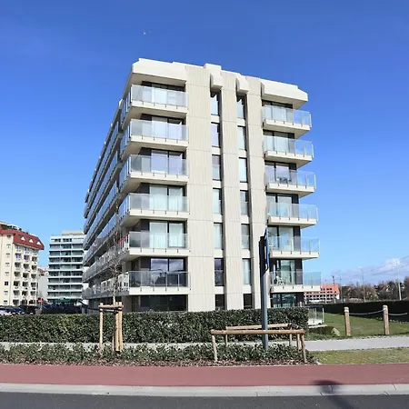 Apartamento In Near Sandy Beaches *